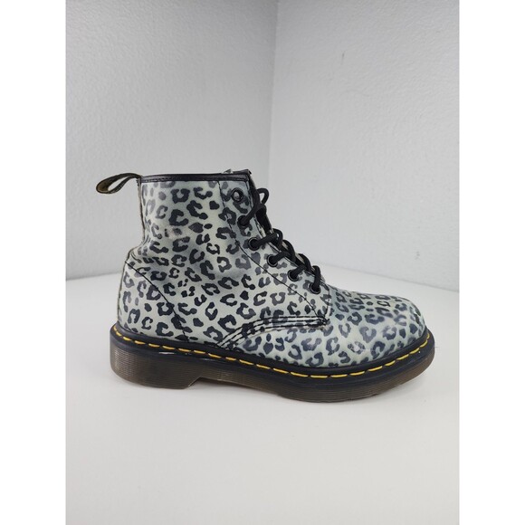 Dr. Martens 101 Leopard Print Boots Women’s US 7 Black White 6-Eye Lace-Up - Picture 7 of 14